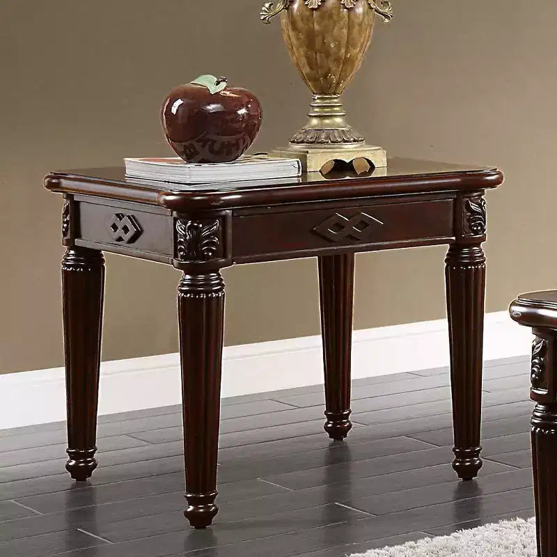 Tavolino Marrone Quadrato in Legno con Accenti, Stile Tradizionale, 1 Pezzo